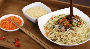 Hot Dry Noodles (热干面) - Omnivore's Cookbook